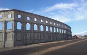 A construção de um “coliseu romano” no Ceará?